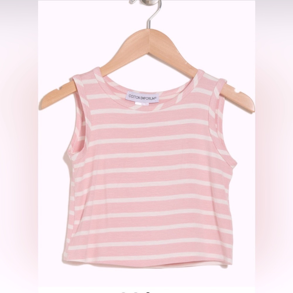 NWT Cotton Emporium Sleeveless Cropped Tank Juniors Size Medium